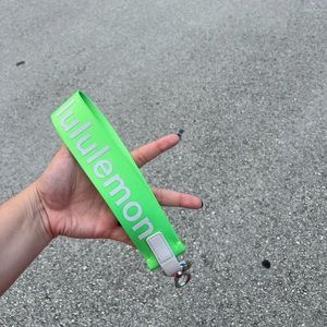 Lulu lemon never lost keychain